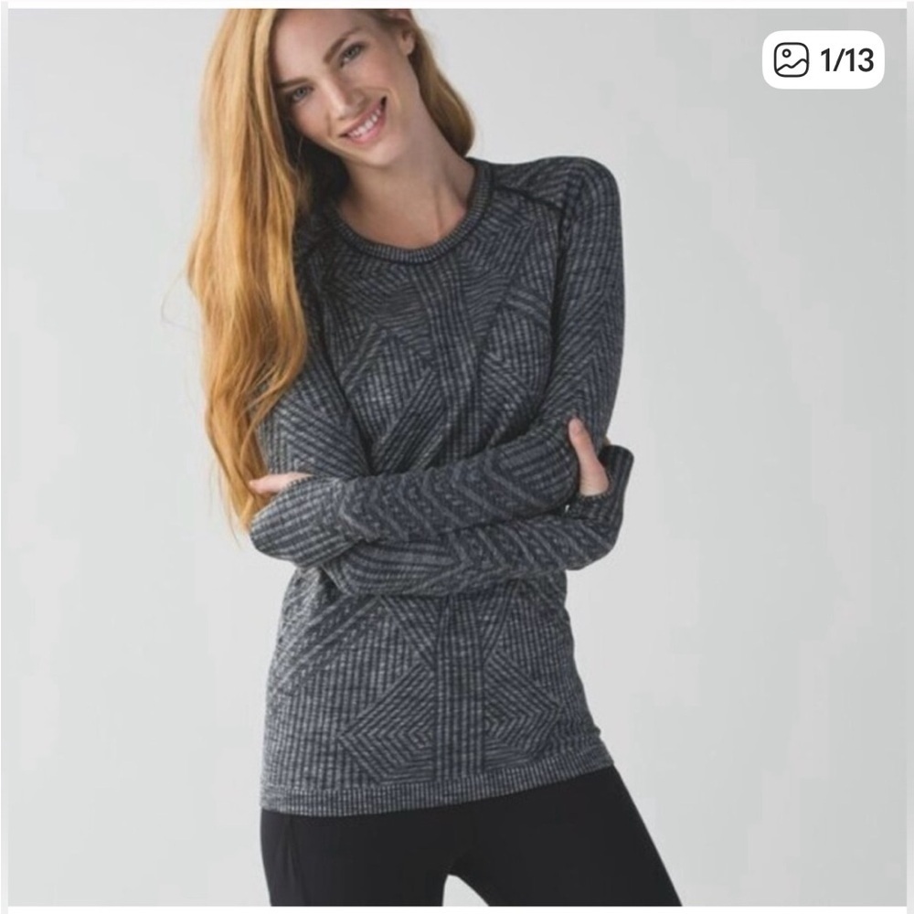 NWOT Lululemon Athletica Charcoal Geometric